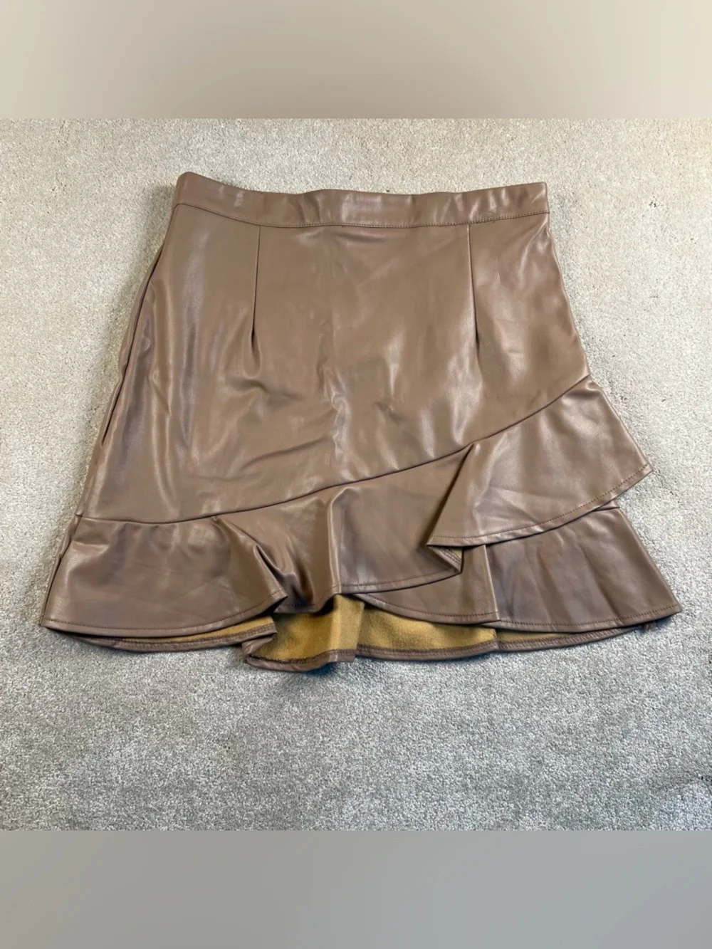 Faux Leather Skirt Tan Ruffle Hem Asymmetric Zip Up Workwear Forever 21 Medium